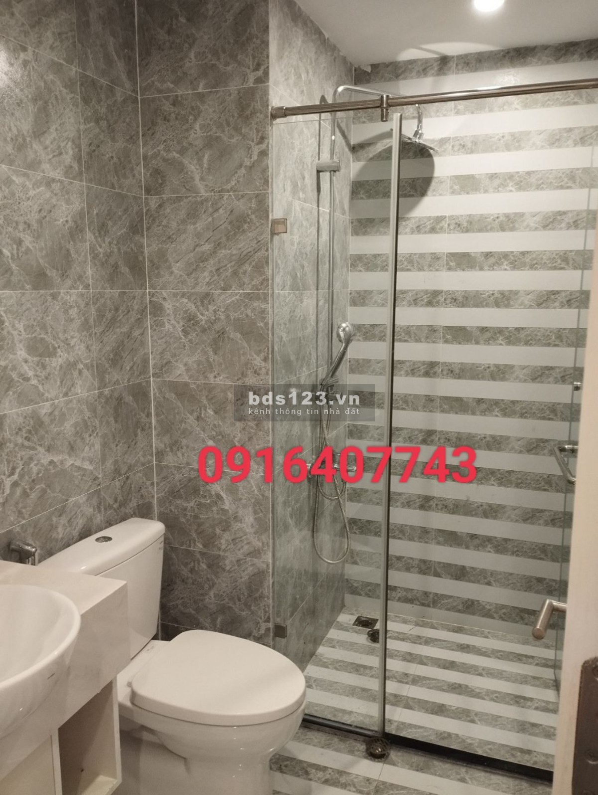 Cần bán gấp căn hộ chung cư Eco City Việt Hưng, 2pn2vs, 72.8m2,…