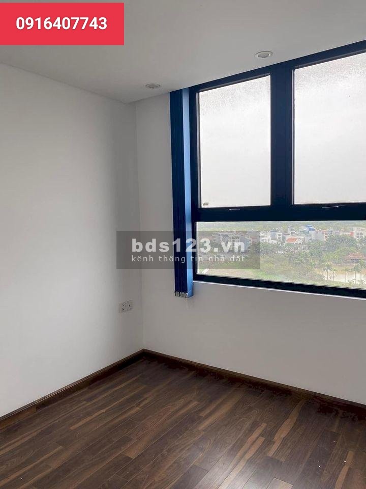 Cần bán gấp căn hộ chung cư Eco City Việt Hưng 2pn2vs, 72.8m2, giá rẻ nhất khu vực.
