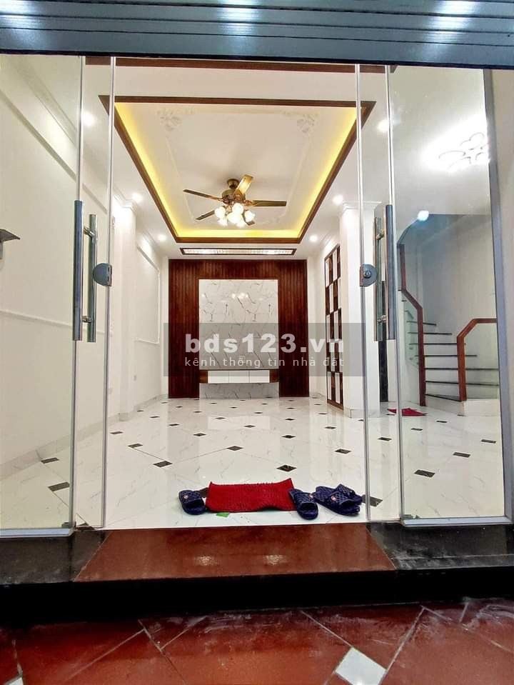 Bán nhà Cổ Nhuế, Bắc Từ Liêm, 44M nhỉnh 4 tỷ, ngõ thông gần phố