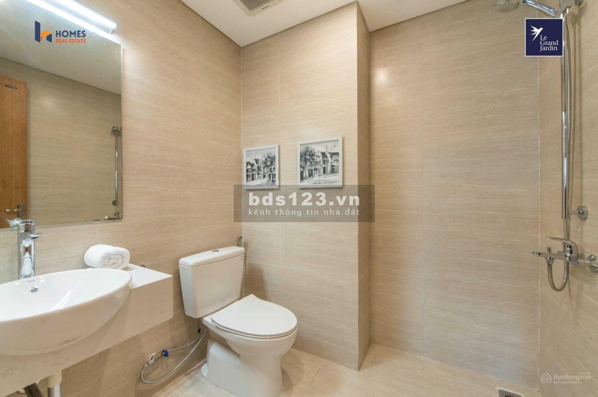 Cần bán căn hộ Le Grand Jardin Sài Đồng 3pn2vs, 85m2 cách đường 5 100m