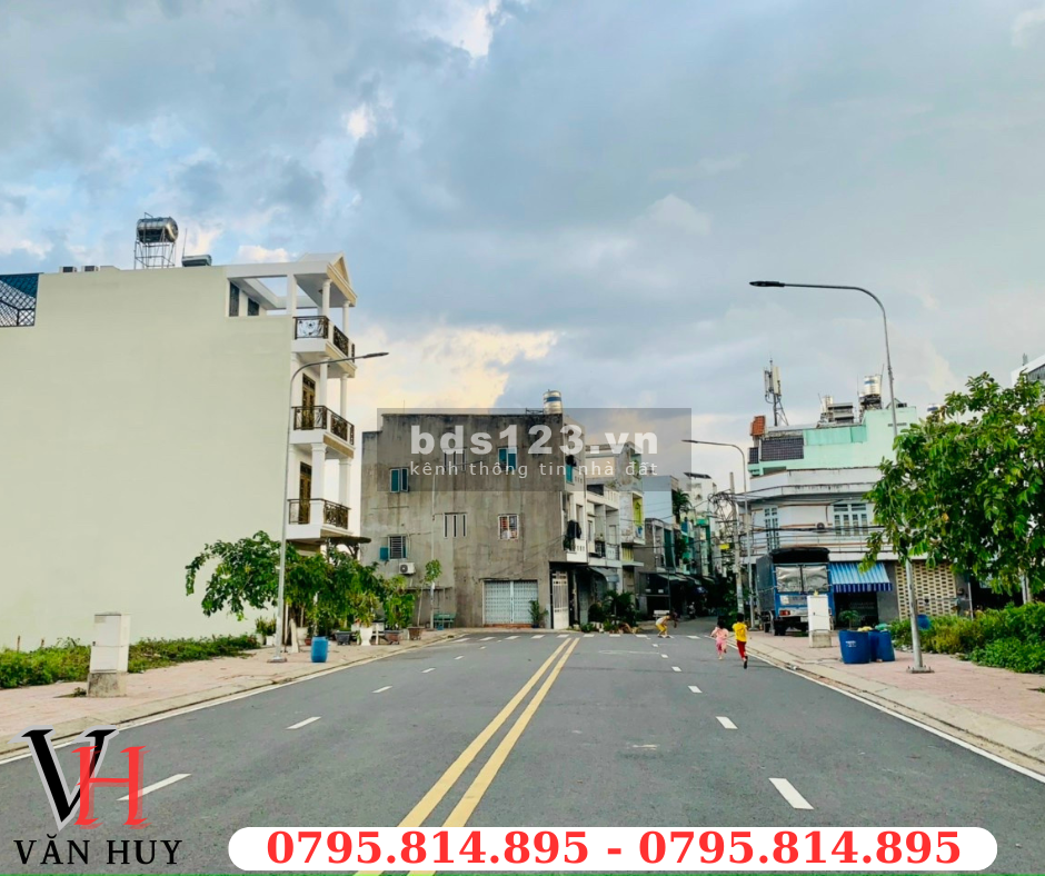 Chính chủ gởi bán 66.2m2 ( 4 x 16.55m ) Tây Lân. Cách bv Bình Tân 1km. Sổ sẵn