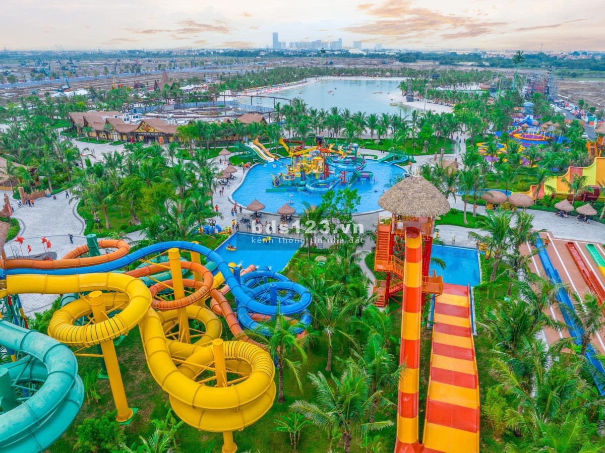 Căn góc 3 mặt tiền ngay cổng công viên nước Paradise Bay Ocean Park 3 số lượng hữu hạn