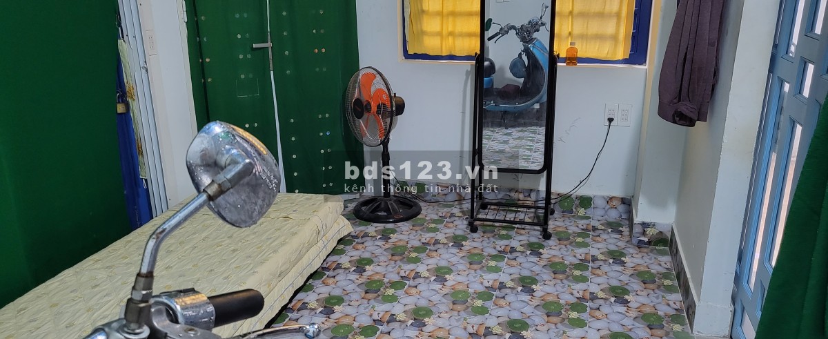 Mặt bằng trổ nhiều cửa nằm ở góc 2 mặt hẻm XH 31/30 Lê Lai P3 Gò Vấp