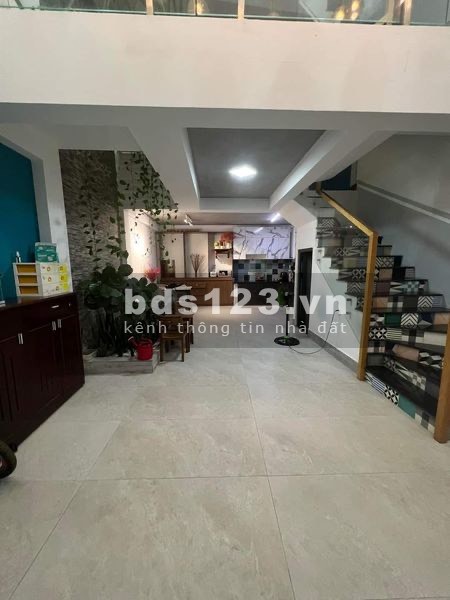 Bán nhà khu vực Thạnh Xuân, quận 12. Nhà đẹp, hẻm thông, khu nhà phân lô giành cho nhà giàu.
