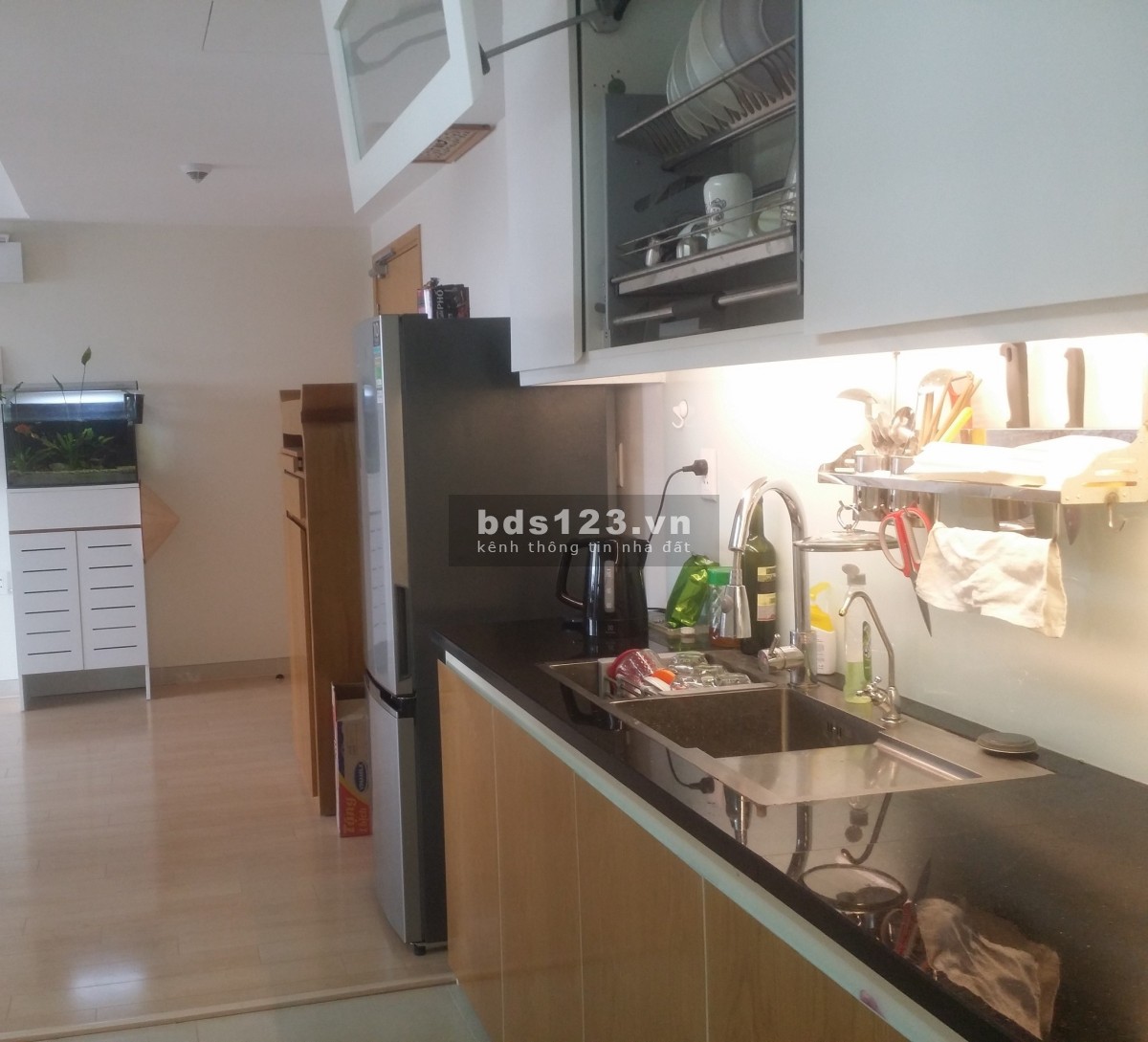 Nhà mới ở ngay, chìa khóa trao tay - Nhà phố ô cách - 5 tầng - 4,1 tỷ