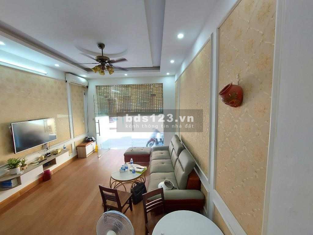 Bán nhà Văn Quán 35Mx5T - Ô tô đỗ cửa, nhỉnh 7 tỷ