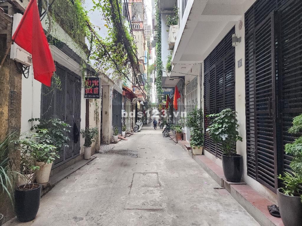 Bán nhà Nguyễn An Ninh MT 4,2M, DT 55M2, ô tô đỗ cổng 4 tầng, nội thất VIP, hạ sốc 7 tỷ