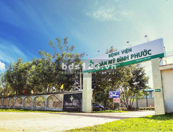 Hàng ngộp 1 lô duy nhất ngay sau BV Hoàn Mỹ BP