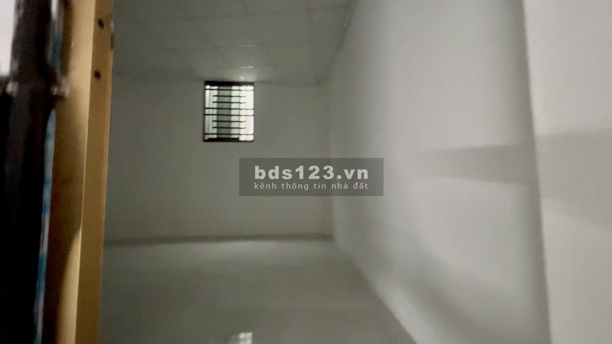 Nhà diện tích 100M2, 3PN, hẻm xe hơi, đường số 8, Linh Xuân, Thủ Đức