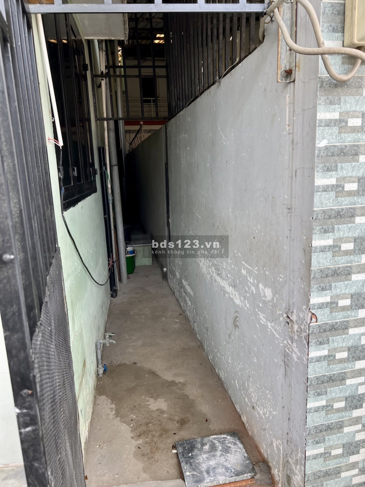 Nhà diện tích 100M2, 3PN, hẻm xe hơi, đường số 8, Linh Xuân, Thủ Đức