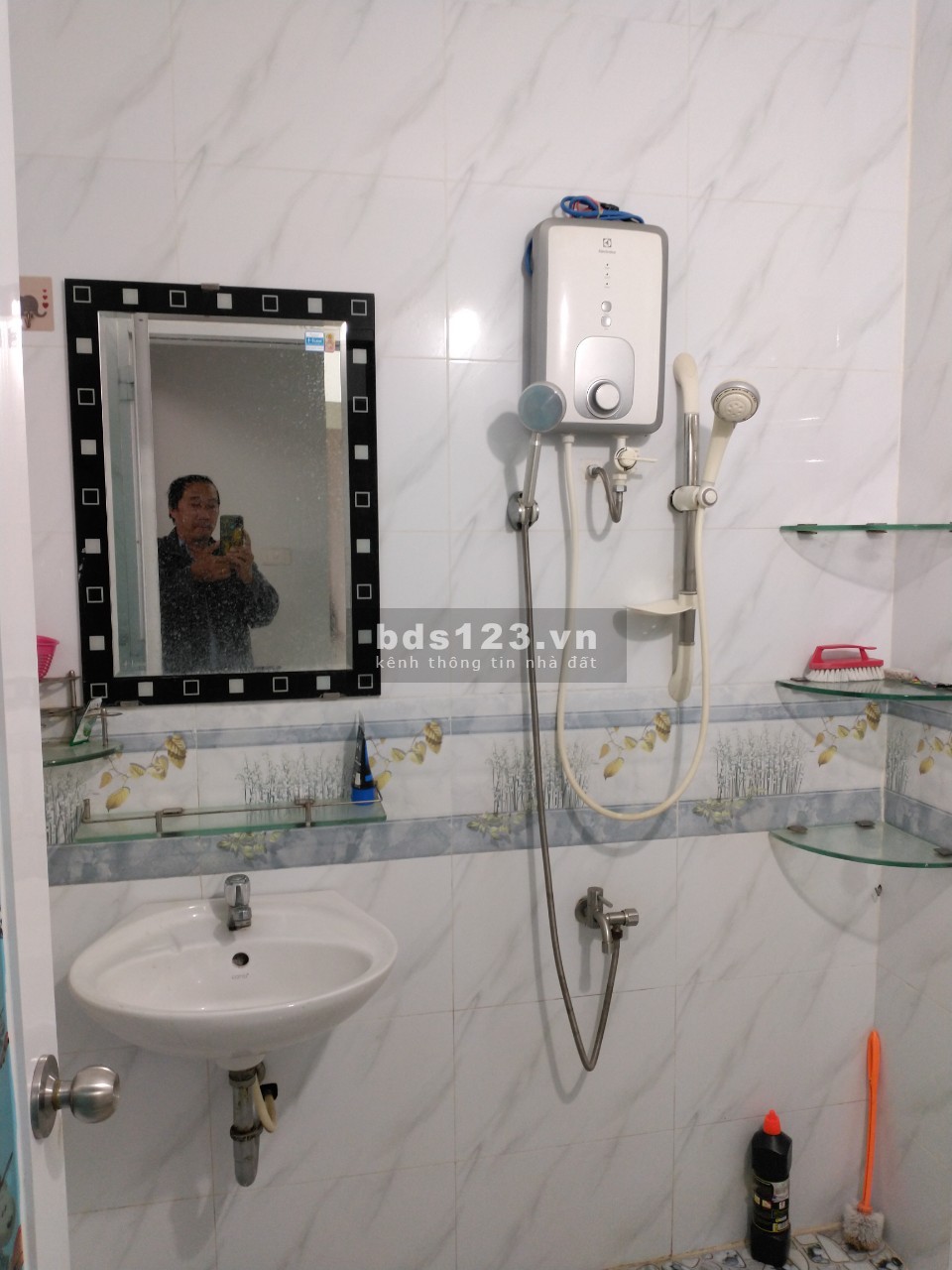 Nhà1T1L, 3PN, 2WC, sân đậu oto, ngay chợ Hiệp Bình, Hiệp Bình Chánh, Thủ Đức