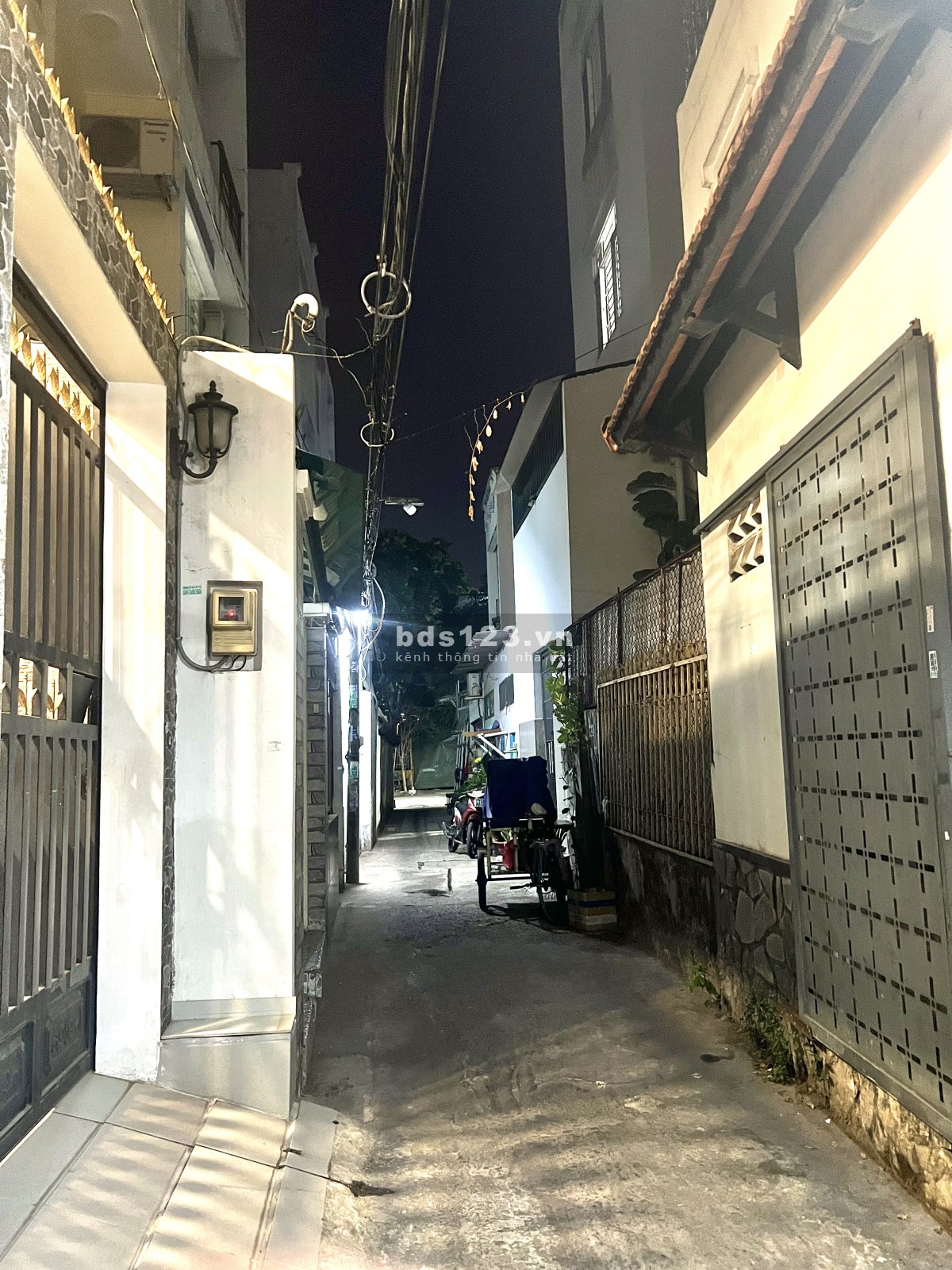 Bán nhà Bình Tân - Khu Tên Lửa - 60m2, 3 tầng - Giảm 500 Triệu, gấp bán. Chỉ nhỉnh 5 tỷ.