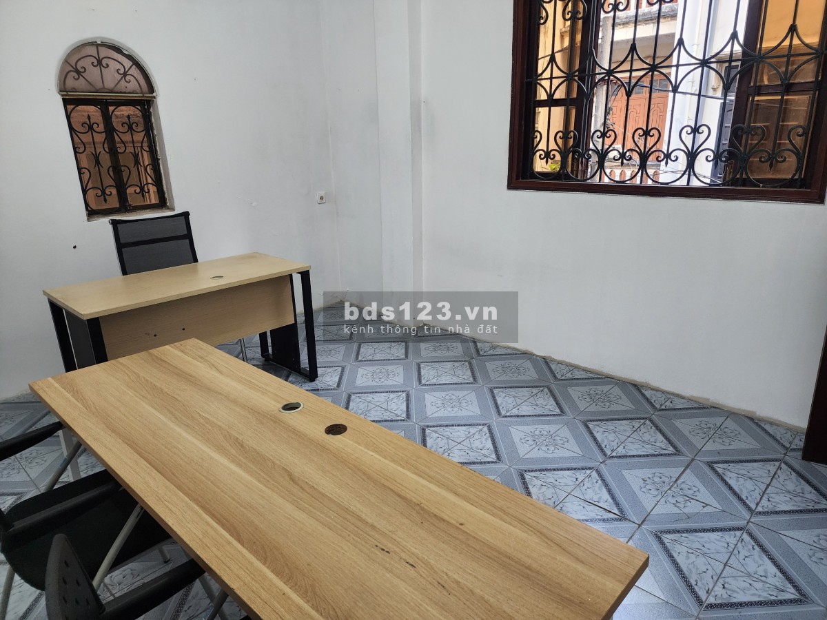 Văn phòng cho thuê 20m2 chỉ 3 triệu tại Giải Phóng - Hoàng Mai