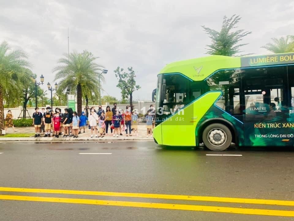 Căn hộ 2PN đã có sổ full NT, giá siêu tốc 2.1 tỷ Vinhomes Grand Park Quận 9