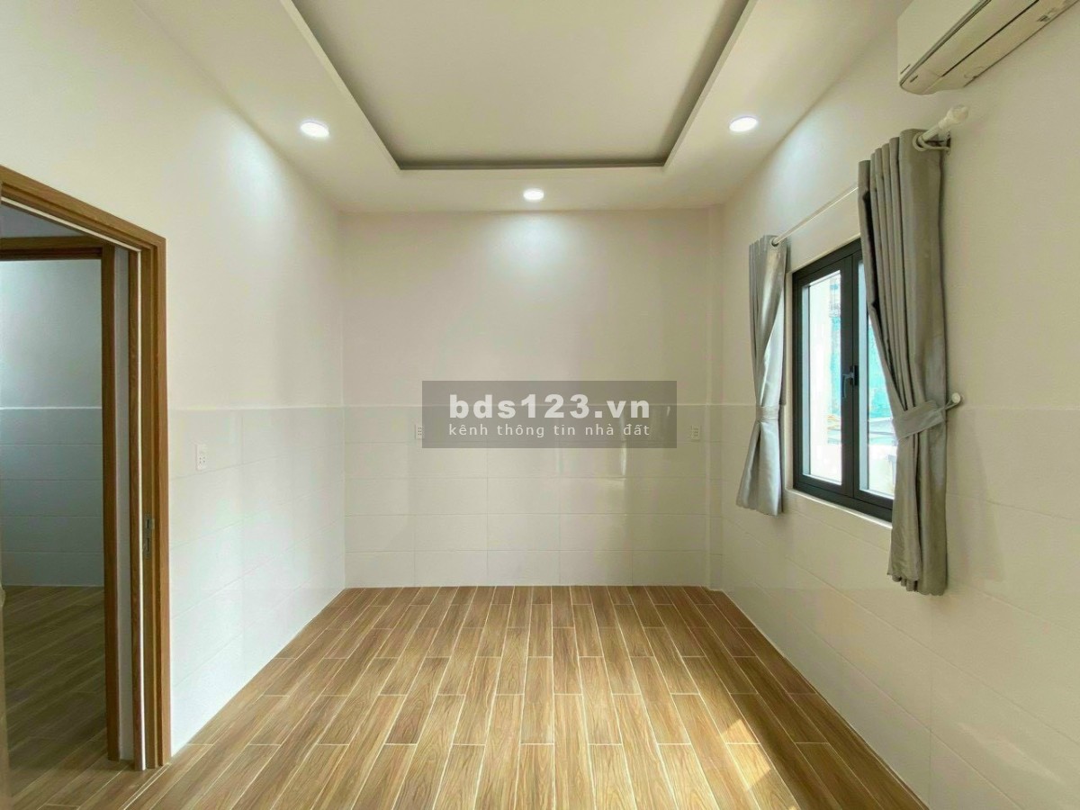 Nhà hẻm xe tải gần Emart, DT 43m² (5 x 8.5) 15m ra đường chính