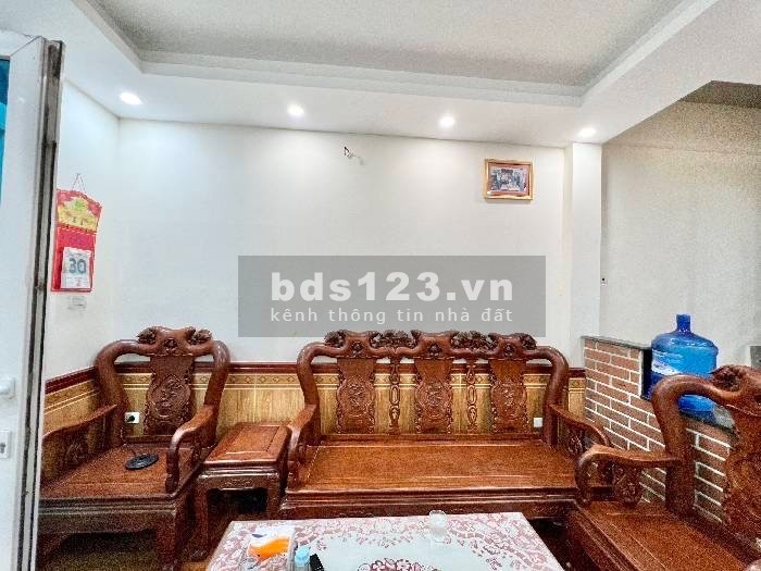 Bán nhà ngõ phố Tân Mai, ngõ thông, ô tô tránh, 30m2 x 5T