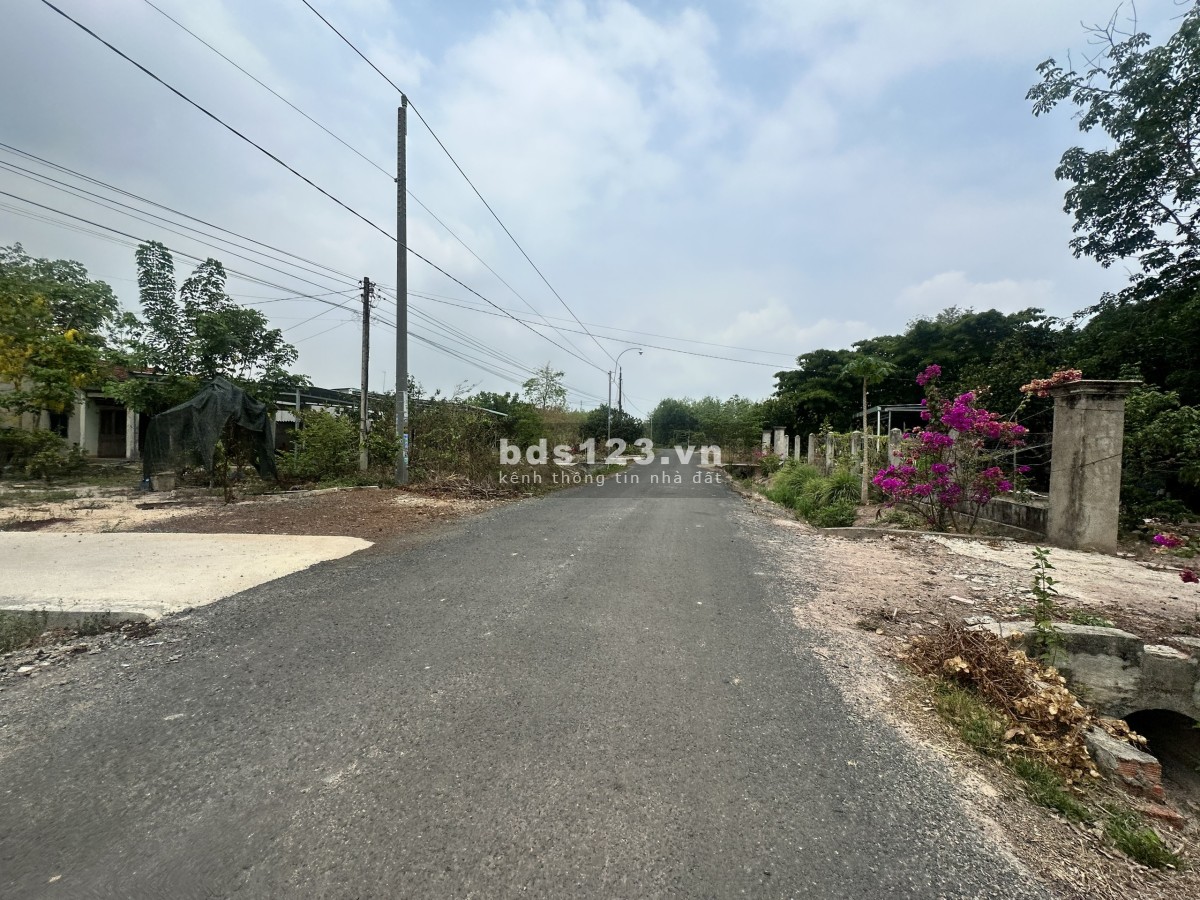 Chính chủ gửi lô đất diện tích 250m2 thị xã Chơn Thành, đất sổ sẵn