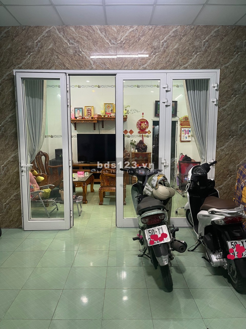 Bán nhà sạch 5.2*22m. Ngay ngã 4 Hóc Môn. Và Chợ Xuân Thới Sơn