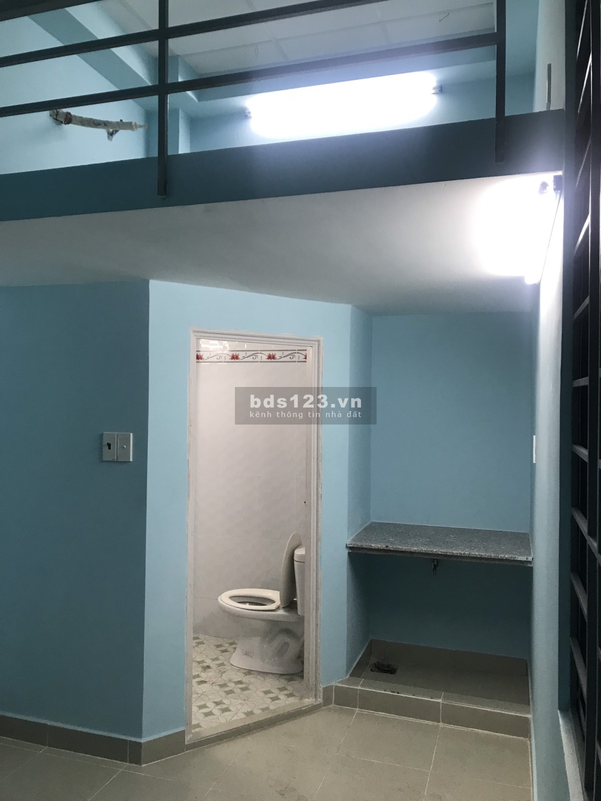 Phòng trọ giá rẻ Đầm Sen - Tân Phú có gác xép