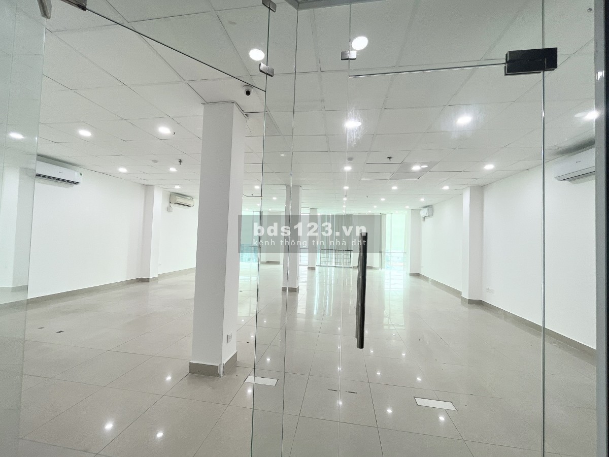 Văn phòng cho thuê 150m2 tại Nguyễn Trung Trực, Bình Thạnh