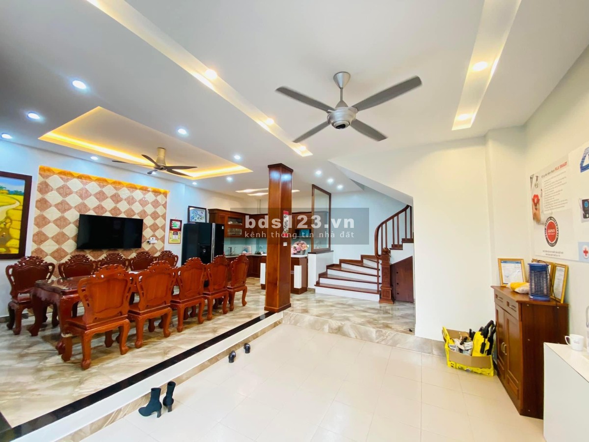 Chính chủ cần bán nhà biệt thự liền kề số 12A-TT1, khu đô thị Bộ quốc phòng, giá 15 tỷ.
