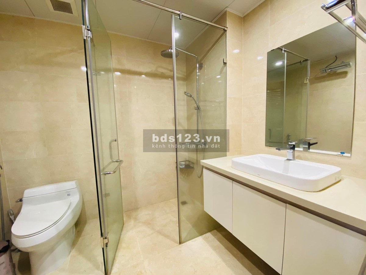 Chính chủ cần bán nhà biệt thự liền kề số 12A-TT1, khu đô thị Bộ quốc phòng, giá 15 tỷ.