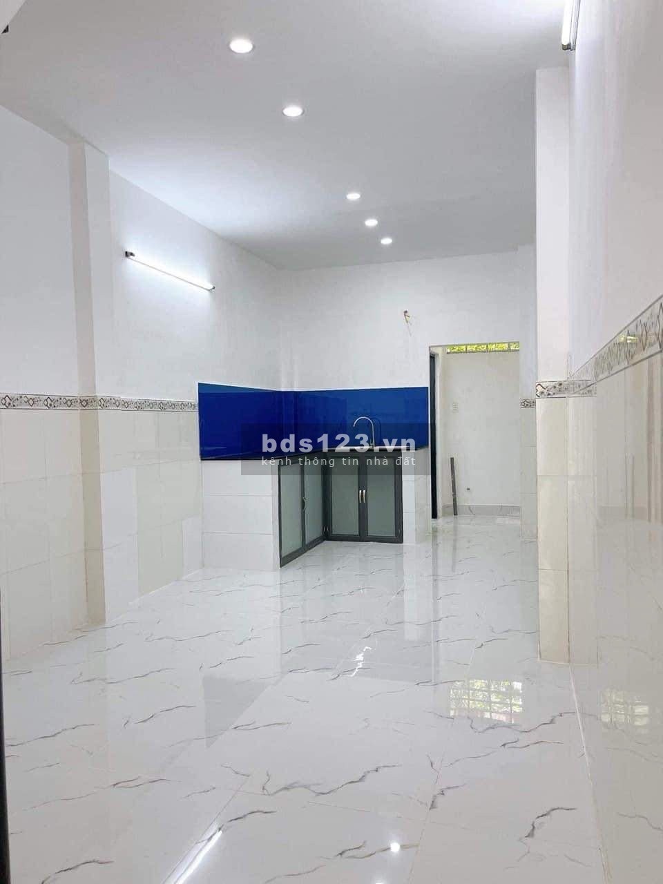 Bán nhà Âu Dương Lân, gần Tạ Quang cách trung tâm quận 5, quận 10, quận 3