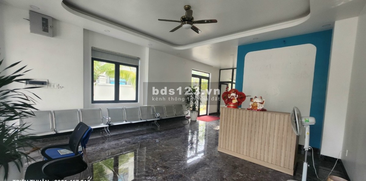 Cho thuê biệt thự 225m2 hoàn thiện tại Vinhomes Grand Park giá chỉ 43 triệu/ tháng