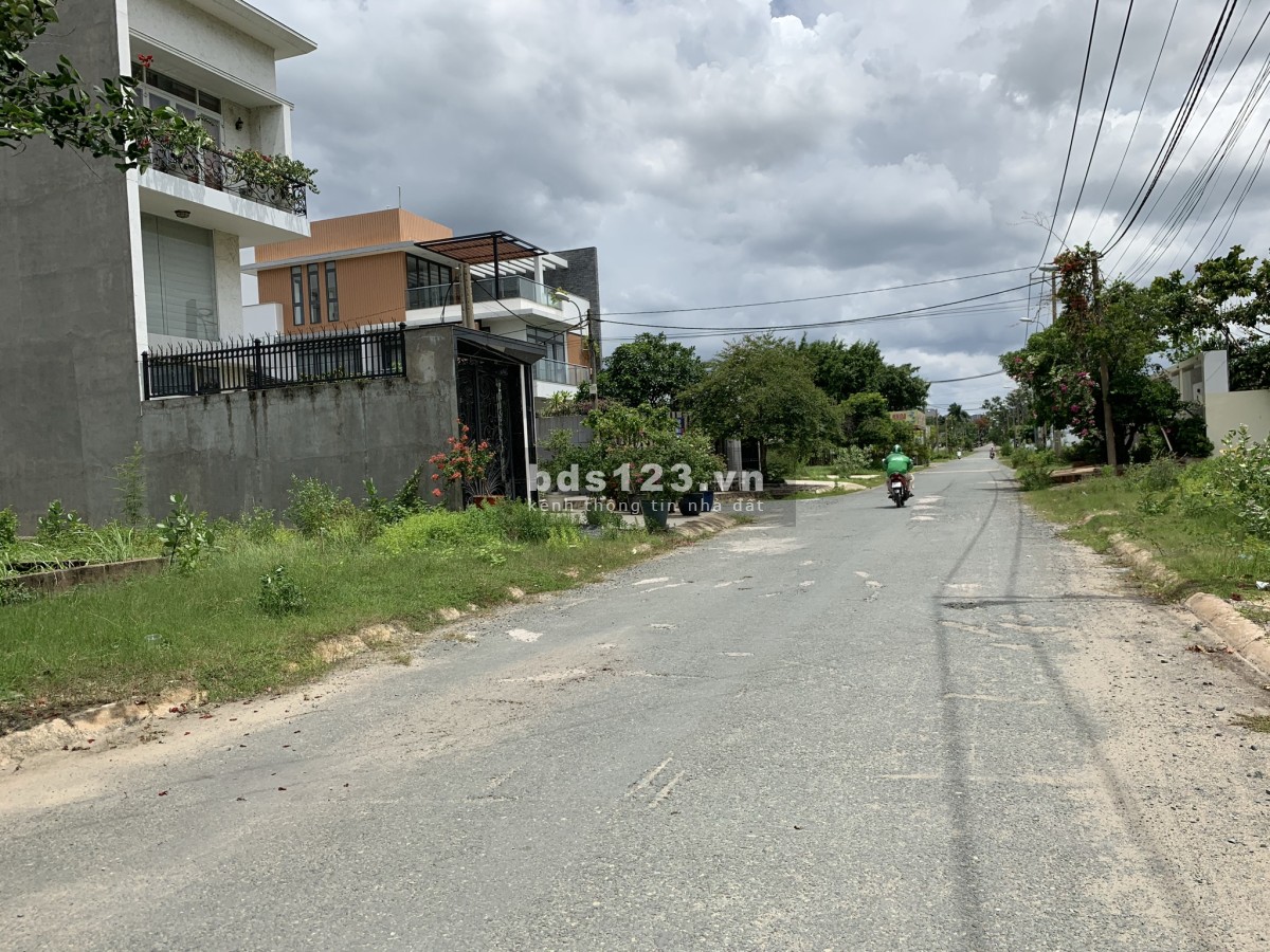 Kho lựa chọn đất nền Sổ đỏ dự án Đại Học Bách Khoa Phú Hữu Quận 9 - Đỗ Xuân Hợp Nguyễn Duy Trinh
