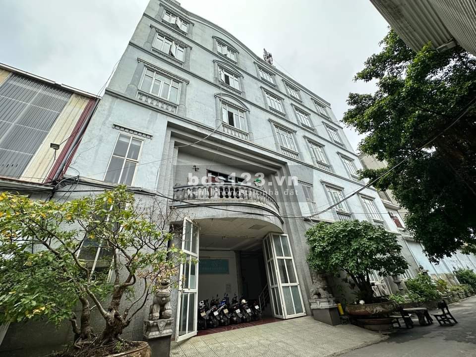 Chính chủ cho thuê tòa nhà số 24 đường Biên Giang, phường Biên Giang, Hà Đông, Hà Nội.