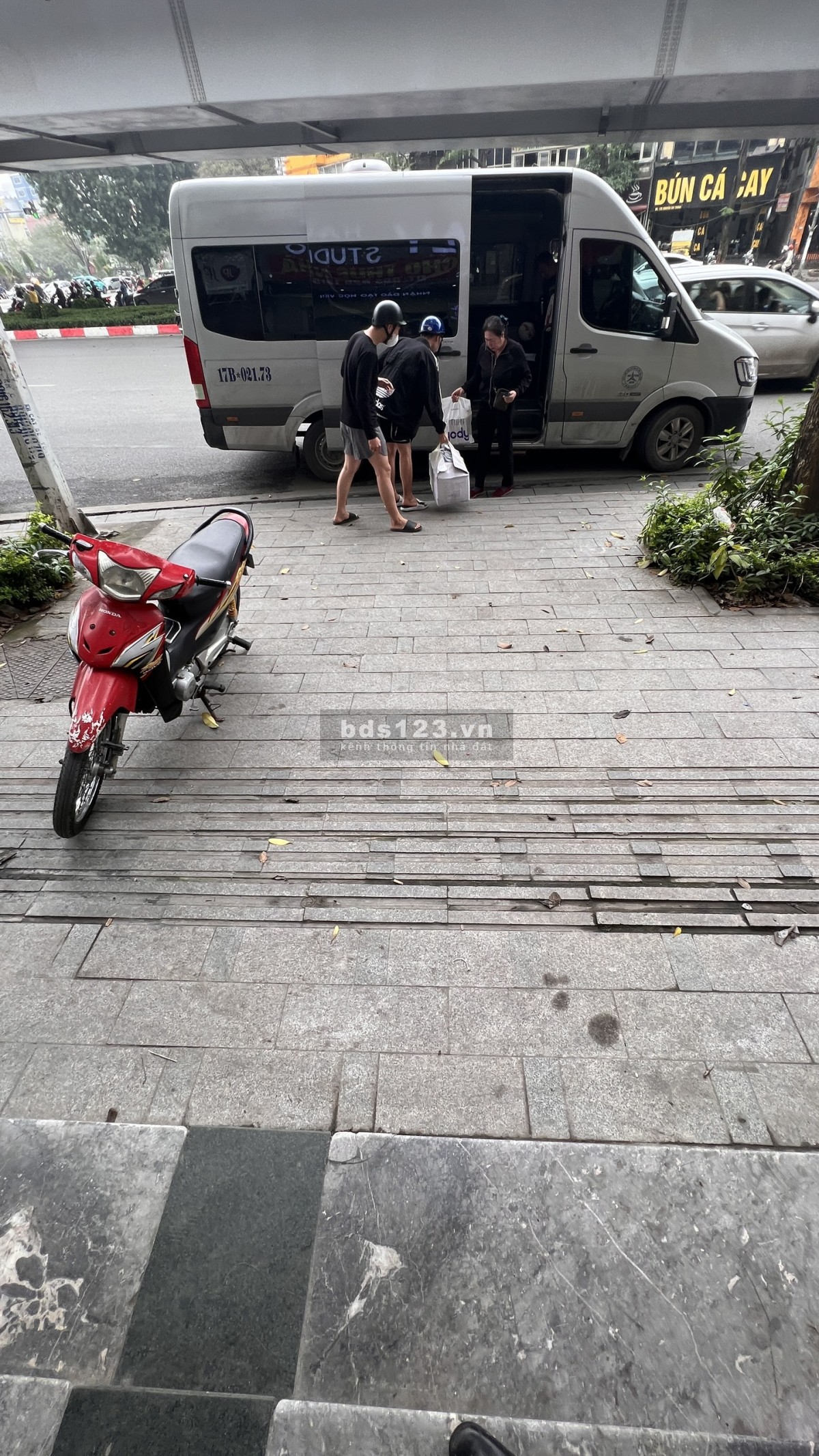 Chính chủ bán nhà Nguyễn Chí Thanh, Đống Đa giảm 1 tỷ còn 12,95 tỷ