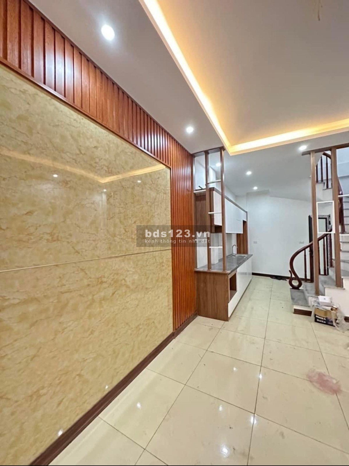 Bán nhà 3T*40m2 ngay Trung tâm xã Đại Thành , Ô TÔ đợi cửa
