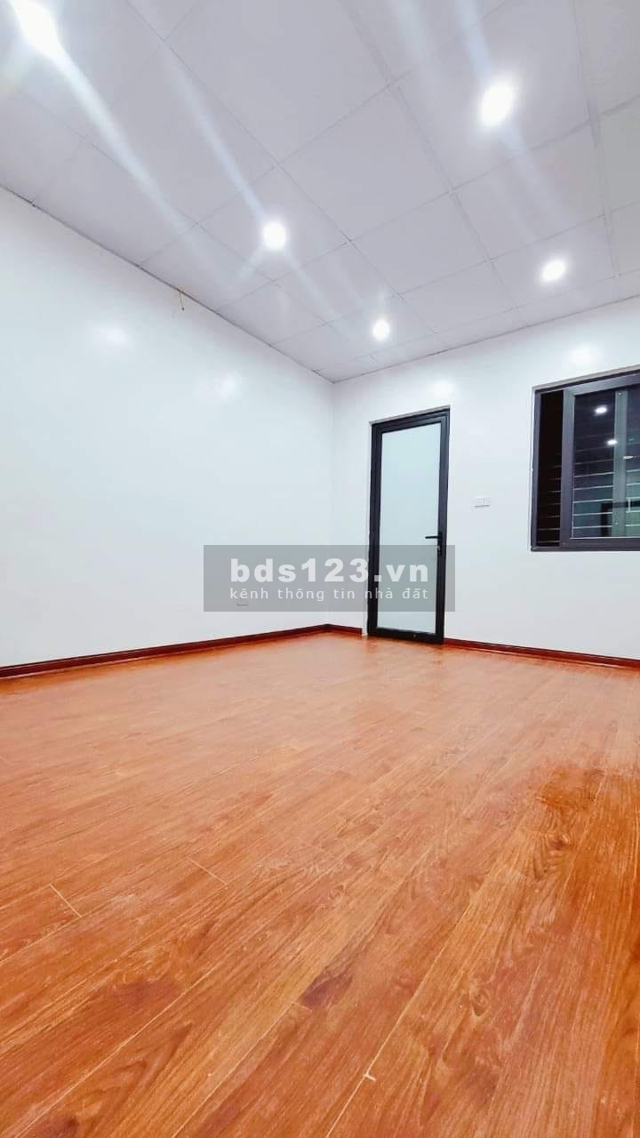 Bán Nhà Gần Đường Kim Ngưu, Hai Bà Trưng 20m, 4 tầng, mt 4.2m, giá 3.7 tỷ.