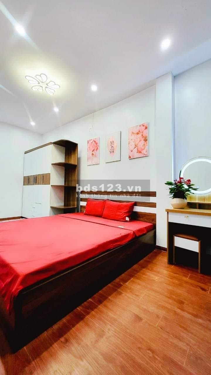 Bán Nhà Gần Đường Kim Ngưu, Hai Bà Trưng 20m, 4 tầng, mt 4.2m, giá 3.7 tỷ.