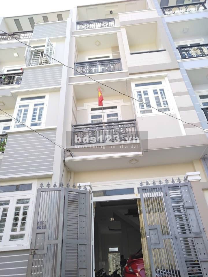 Nhà 1T3L, 4PN, 4WC, full nội thất, ô tô đậu trong nhà, ngay ngã tư Bình Phước, Thủ Đức