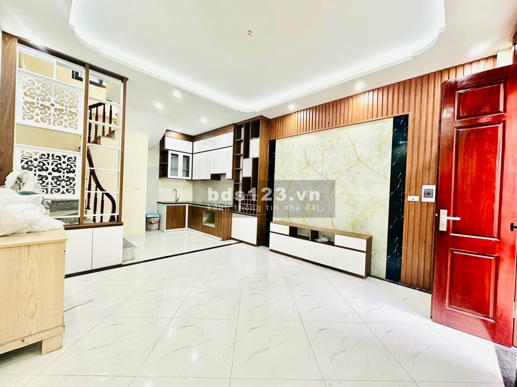 Bán nhà phố Yên Duyên, quận Hoàng Mai, đón đầu quy hoạch, hàng xóm thân thiện, giá rẻ