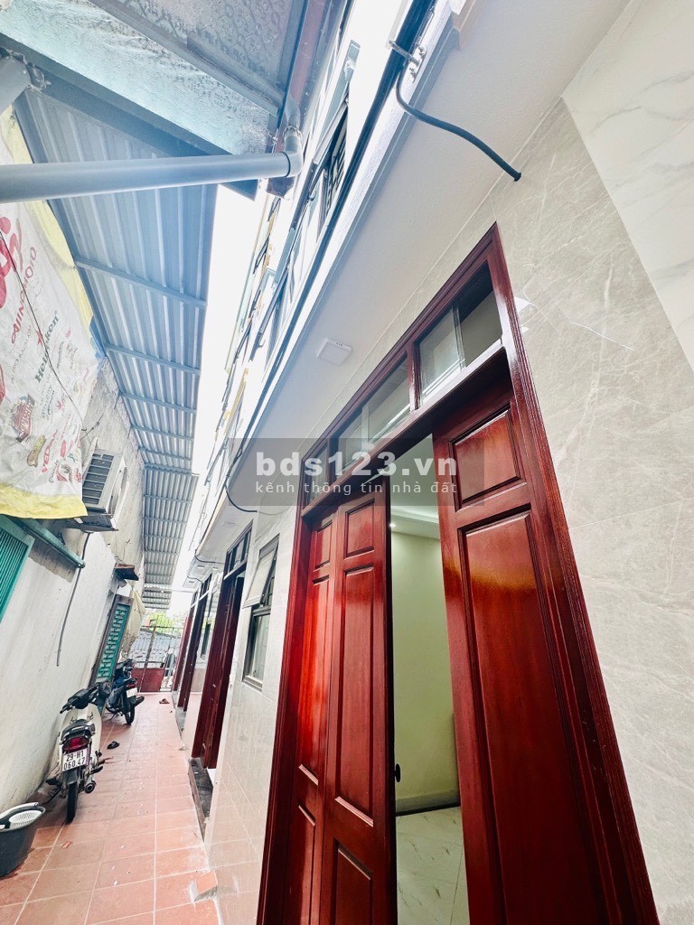 Bán nhà phố Yên Duyên, quận Hoàng Mai, đón đầu quy hoạch, hàng xóm thân thiện, giá rẻ