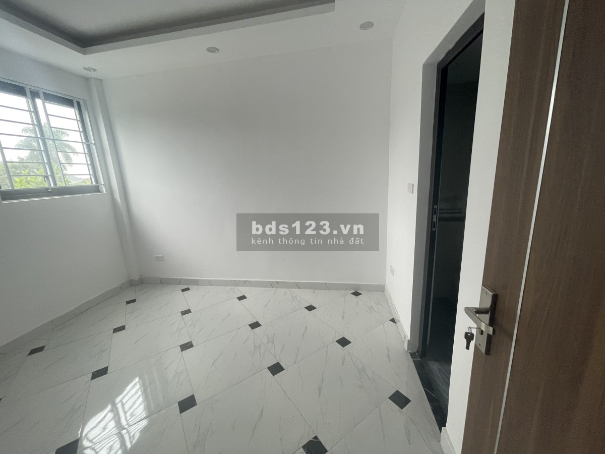 Nhà 3 tầng (54M*4PN) có gara ô tô tại nhà, 10 phút ra KĐT Đô Nghĩa