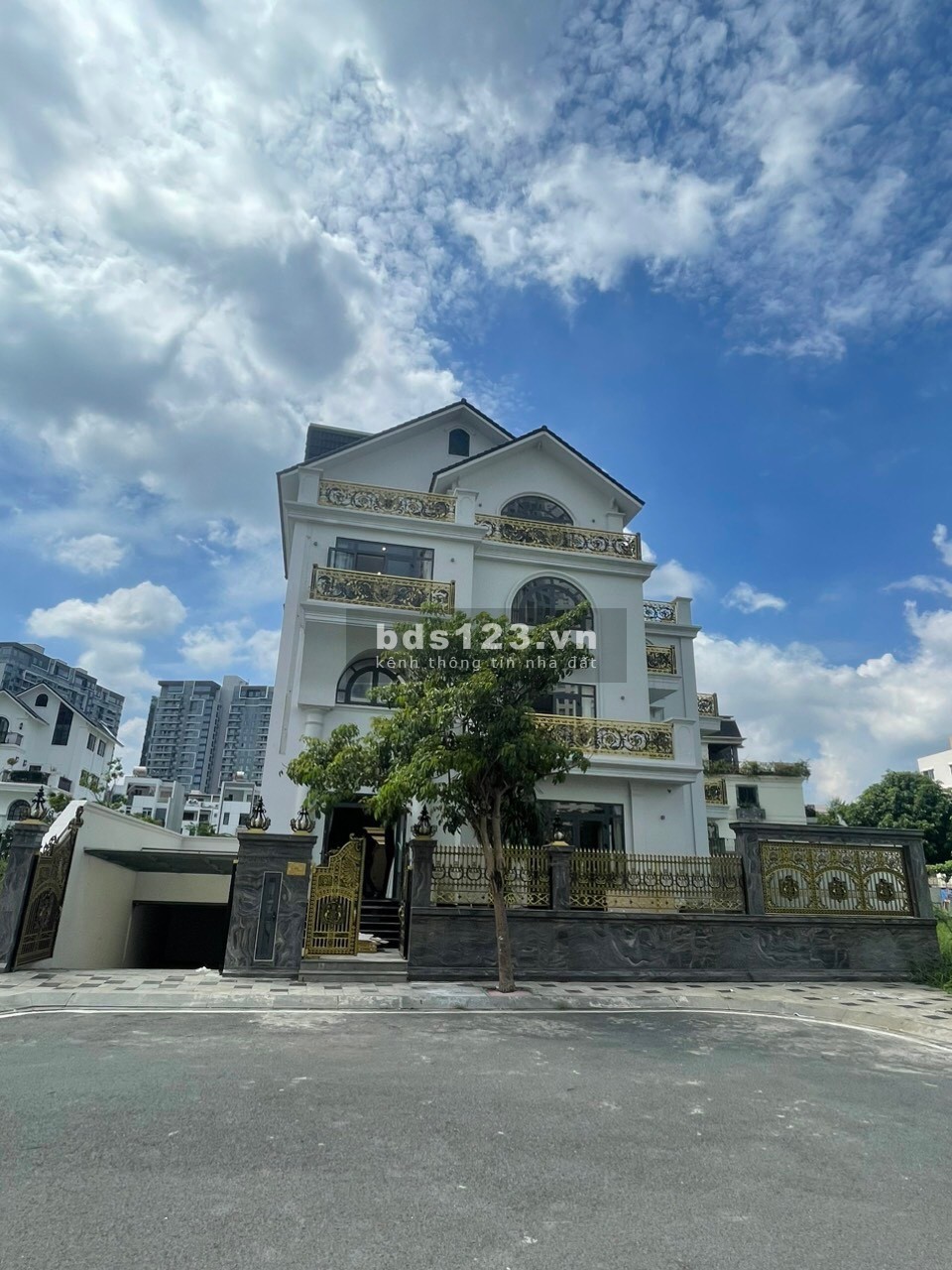 Bán Biệt thự giá 84 tỷ thuộc dự án Saigon Mystery Villas (Đảo Kim Cương)