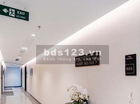 Bán nhanh căn hộ 2PN 2WC dự án The Gloria - Số 8 Nguyên Hổng, Ba Đình, chỉ 6.x tỷ