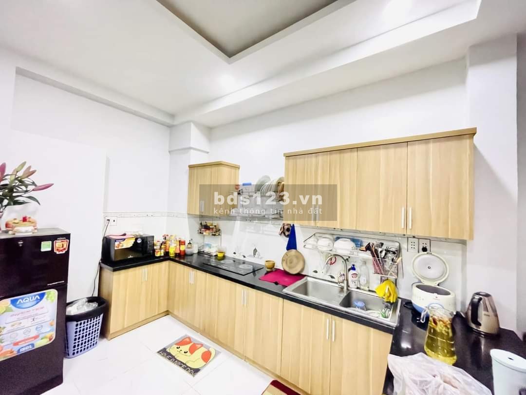 Cần bán gấp nhà hẻm 157A Dương Bá Trạc Quận 8