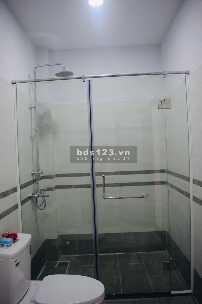 Cần bán gấp nhà hẻm 157A Dương Bá Trạc Quận 8