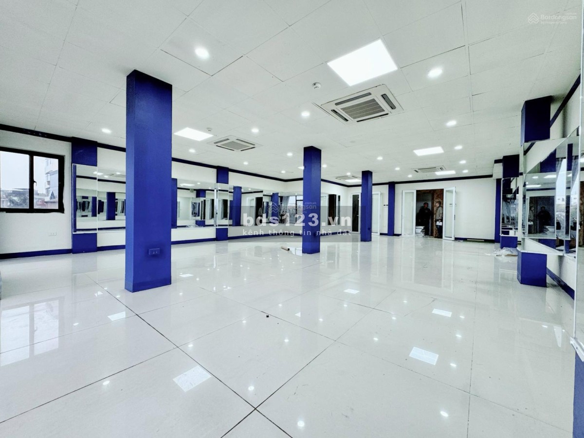 Chính chủ cho thuê sàn văn phòng 136M2 tại Cầu Giấy