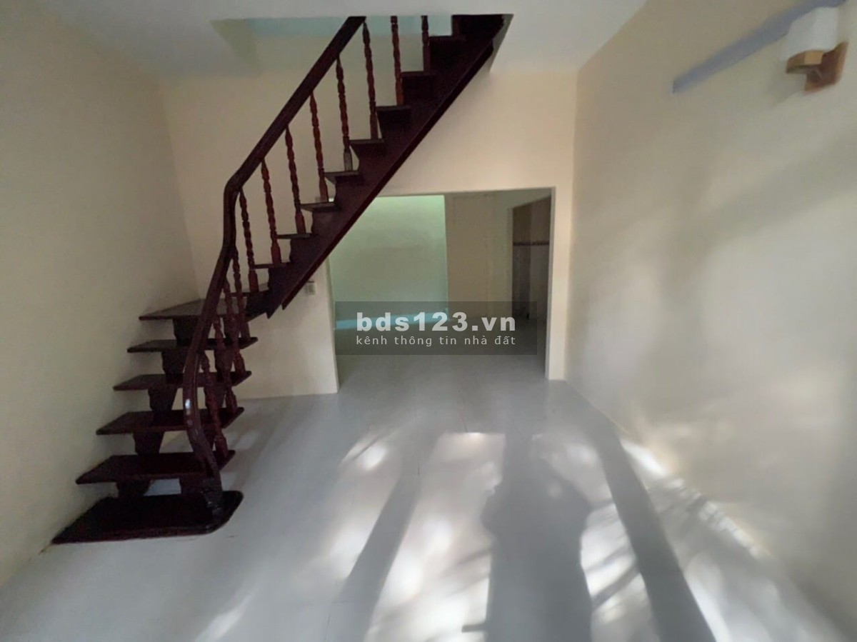 Chủ cần bán gấp nhà Hoà Hưng - Quận 10 - Diện tích 38m2, chỉ 4tỷ5