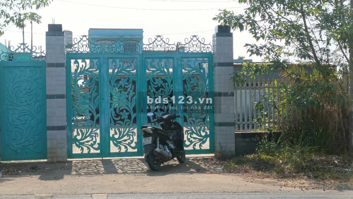 Cần bán gấp MT đường 20 Hưng Thịnh Trảng Bom Đồng Nam - 587M2 có 120M2 thổ cư