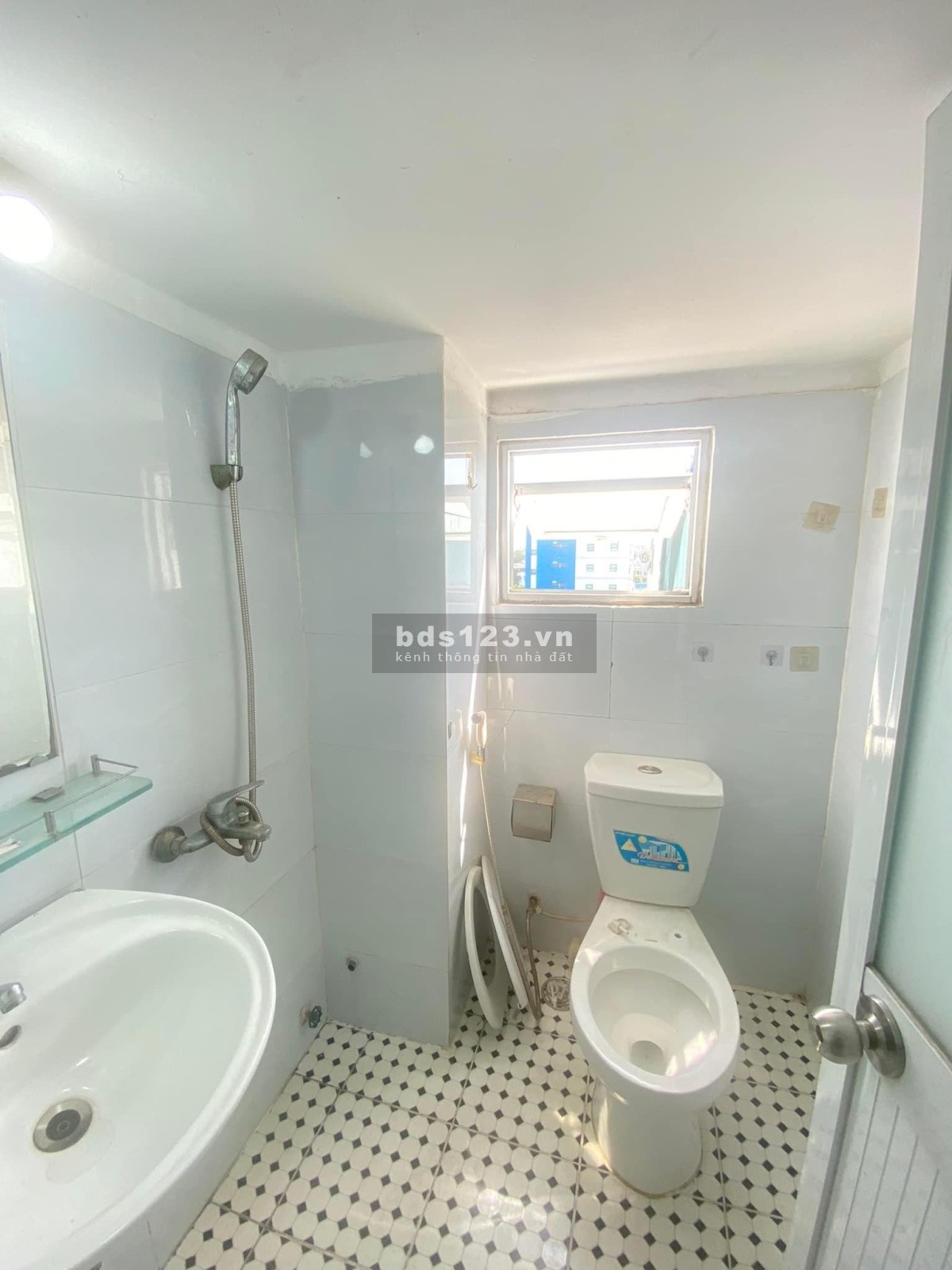 Phòng trọ duplex cho thuê ntcb gần sân bay, cửa sổ thoáng, phòng rộng không giới hạn người ở