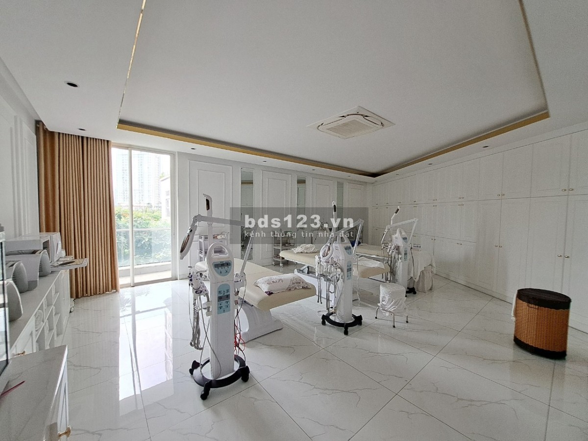 Sang nhượng thẩm mỹ viện, Spa, kết họp F&B, hoặc thành lý toàn bộ đồ để trả mặt bằng gấp