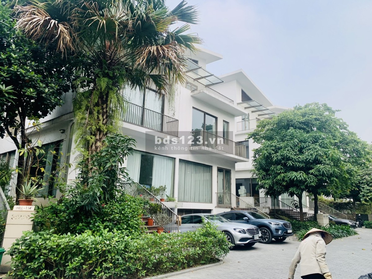Cần bán gấp căn góc Biệt thự Đơn lập Khai Sơn Hill Long Biên, sẵn sổ đỏ sang tên 338m2