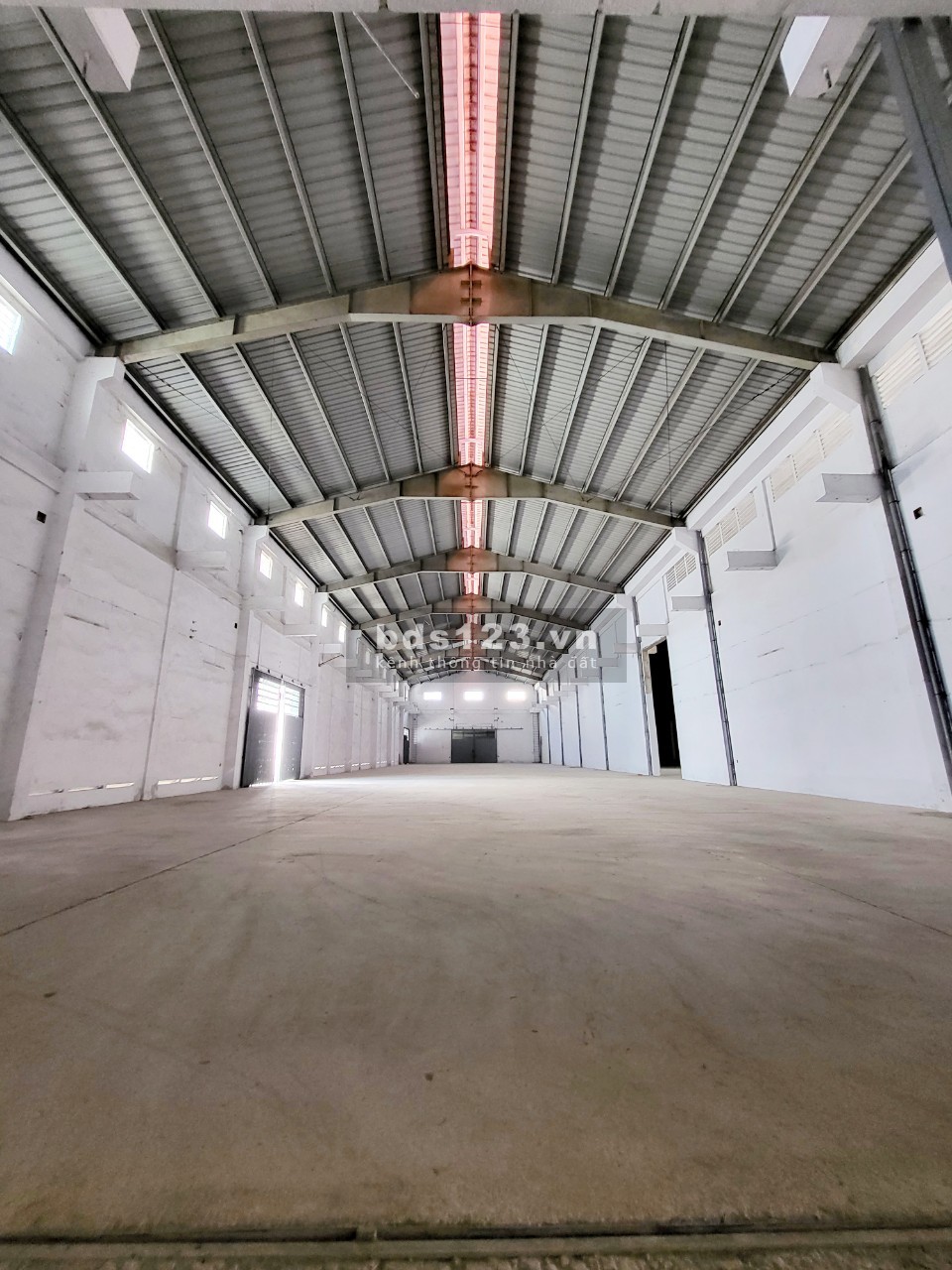Cho thuê kho xưởng diện tích 4500m2 Huỳnh Tấn Phát, Phường…