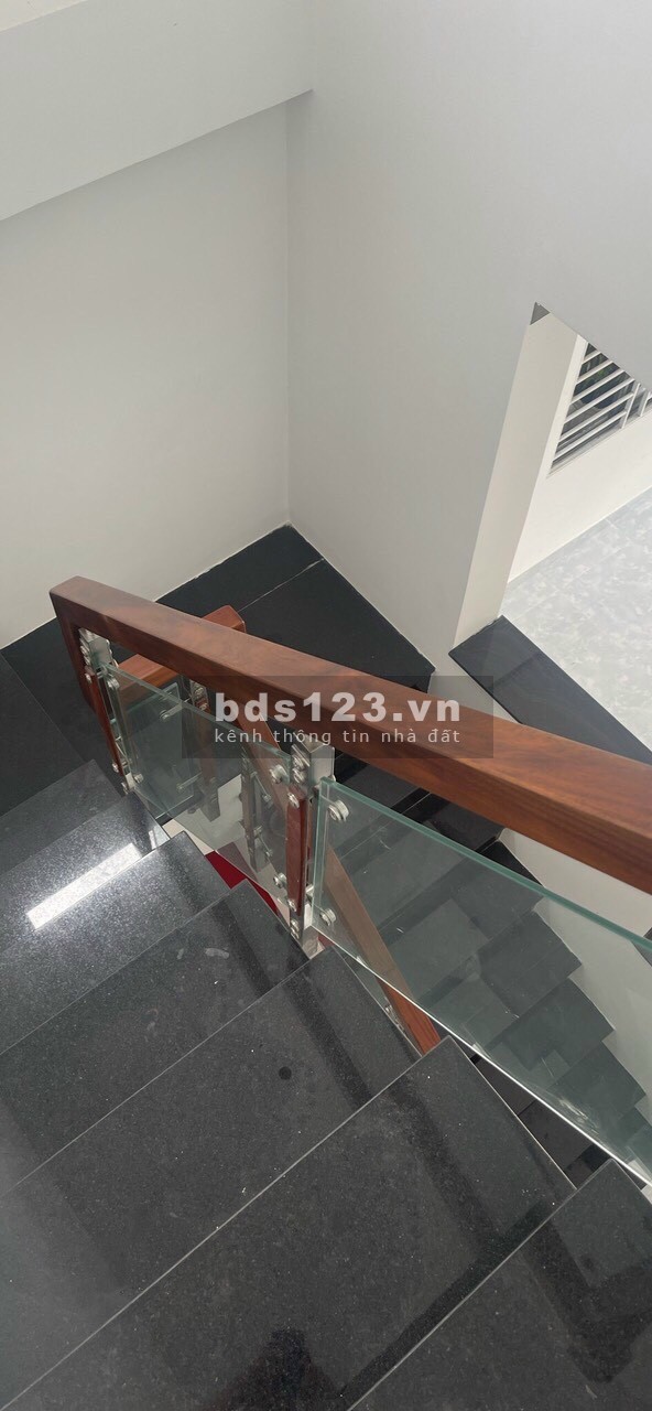 Cần bán nhà trệt lầu Hiệp An, Thủ Dầu Một, Bình Dương. Liên hệ 0384329615